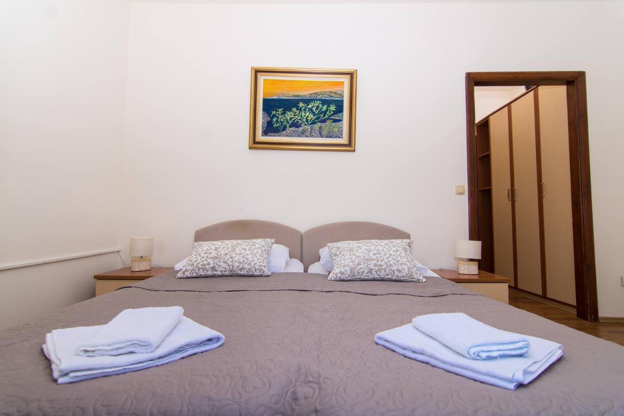 Bed and Breakfast Vila Liza Трогір Екстер'єр фото