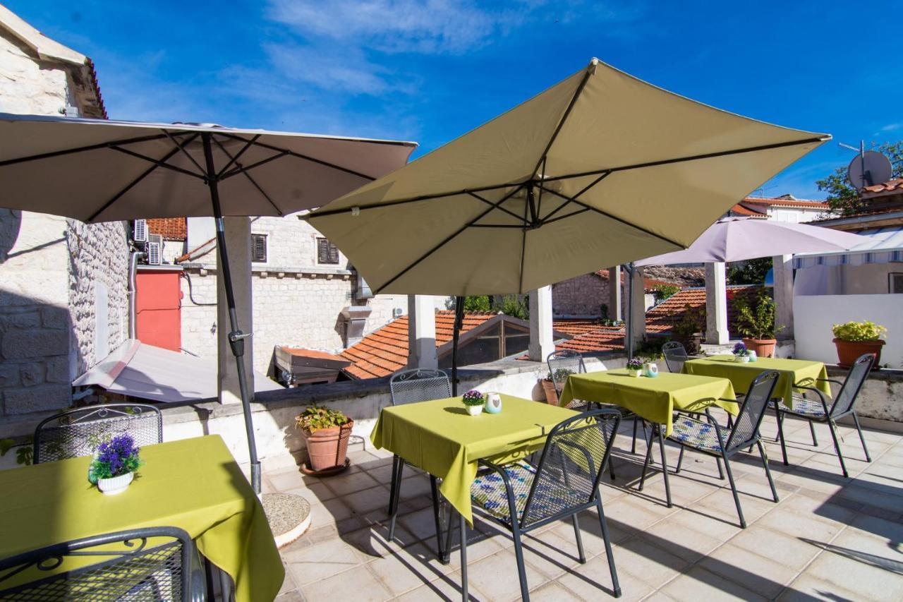 Bed and Breakfast Vila Liza Трогір Екстер'єр фото
